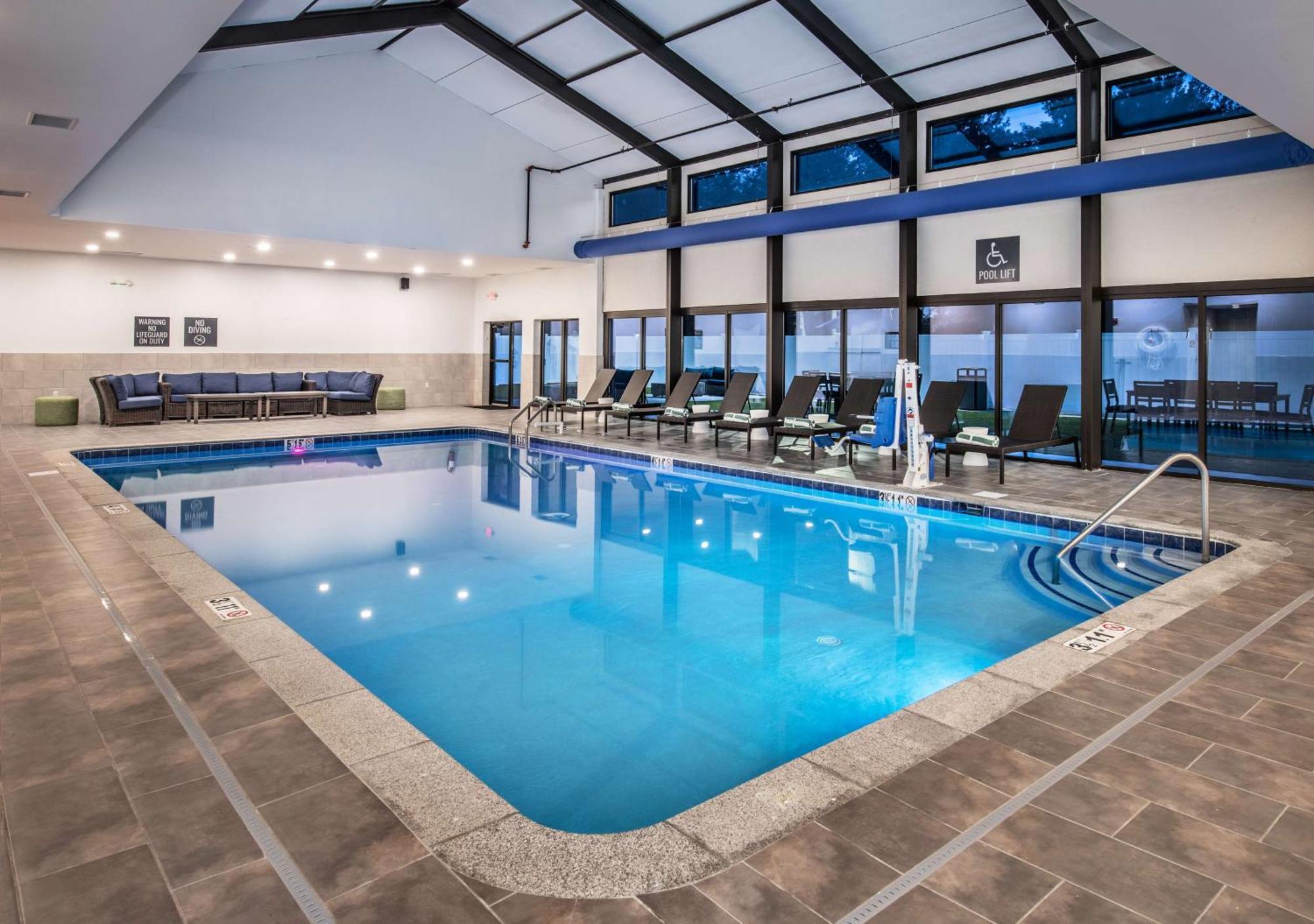 Rossmoor Doubletree By Hilton Monroe Township Cranbury酒店 外观 照片